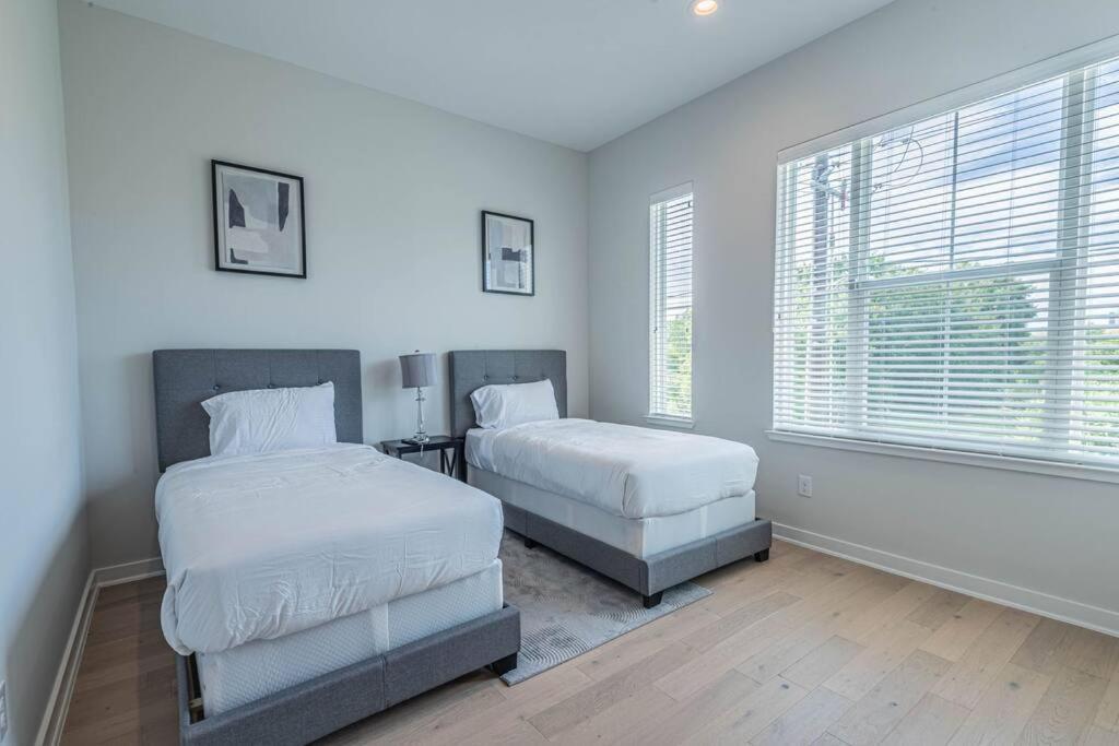 Charming 3-Bedroom Luxury Home Near Downtown, Nrg, Galleria & Medical Center Хьюстон Экстерьер фото